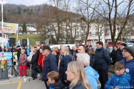 Javno pismo ministrici za zdravje in miren shod v podporo zoper ukinitvi Nujne medicinske pomoči Kamnik (27)